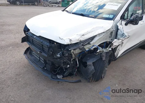 2023 Kia Sportage Hybrid Lx z USA, uszkodzony, nr VIN KNDPUCAG7P7016052